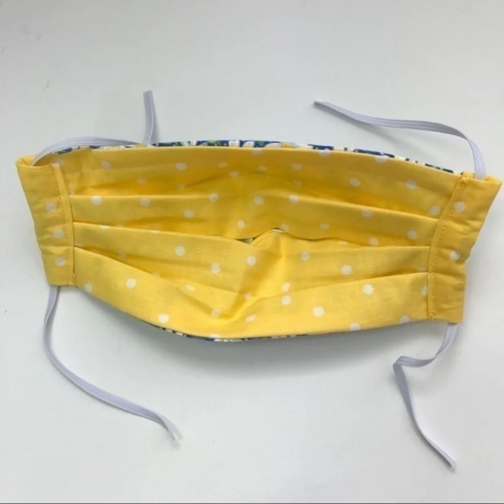 Free with bundles over $75 Daisy‎ floral cloth mask face cover